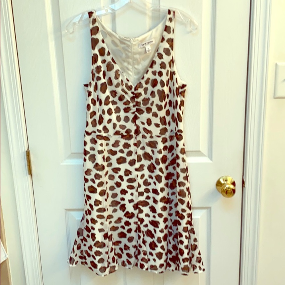 Sleeveless leopard print dress
